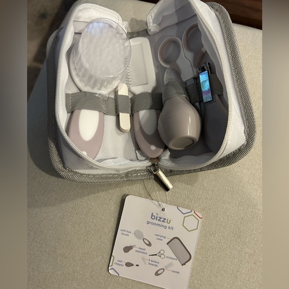 Bizzu Baby Grooming Kit Set - Picture 6 of 6